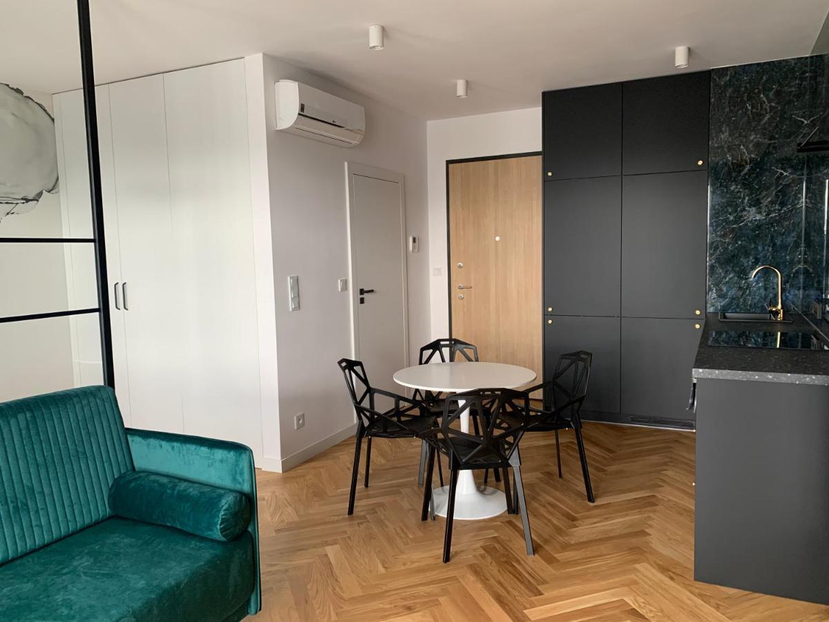 Apartamenty Wola Goleszowska Warsaw Exterior photo